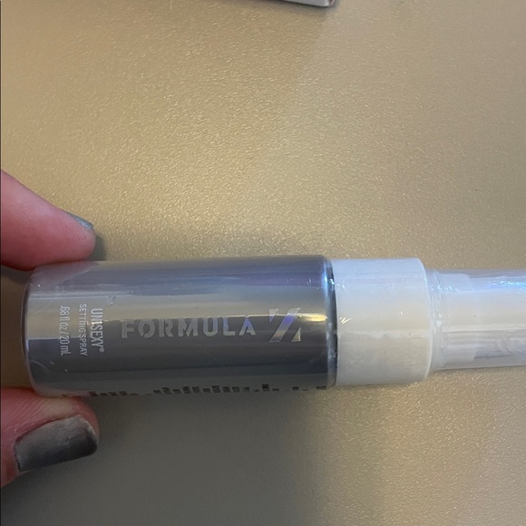 Glam Makeup Set - Picture 4 of 14